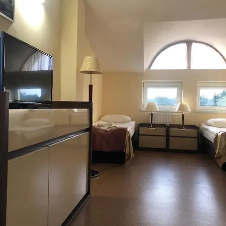 Vandrerhjem Villa Sulejowek