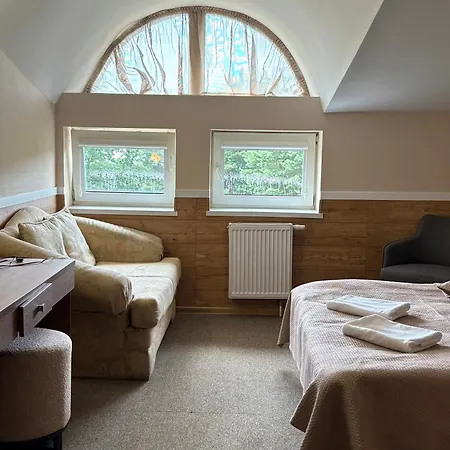 Vandrerhjem Villa Sulejowek Sulejówek