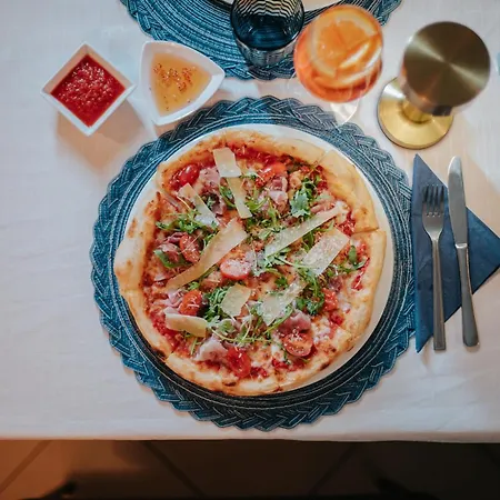 Villa Sulejówek Hostel *