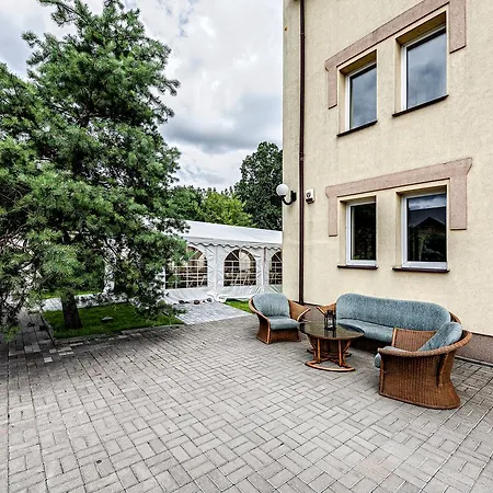 Villa Sulejowek Vandrerhjem *