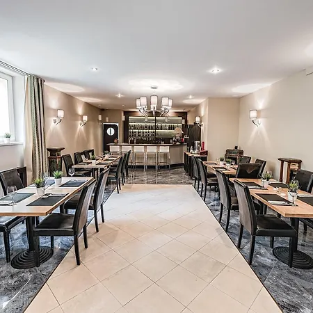 Vandrerhjem Villa Sulejowek