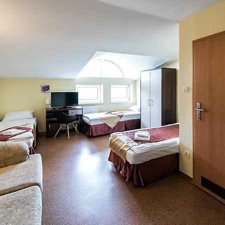 Villa Sulejowek Hostel
