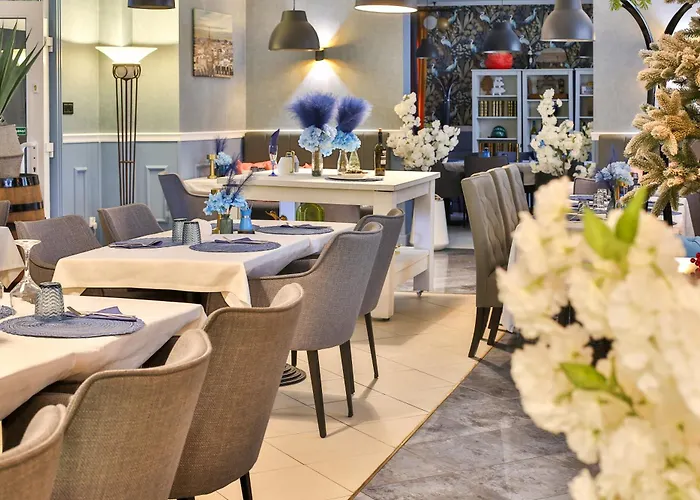 Villa Sulejowek Хостел *